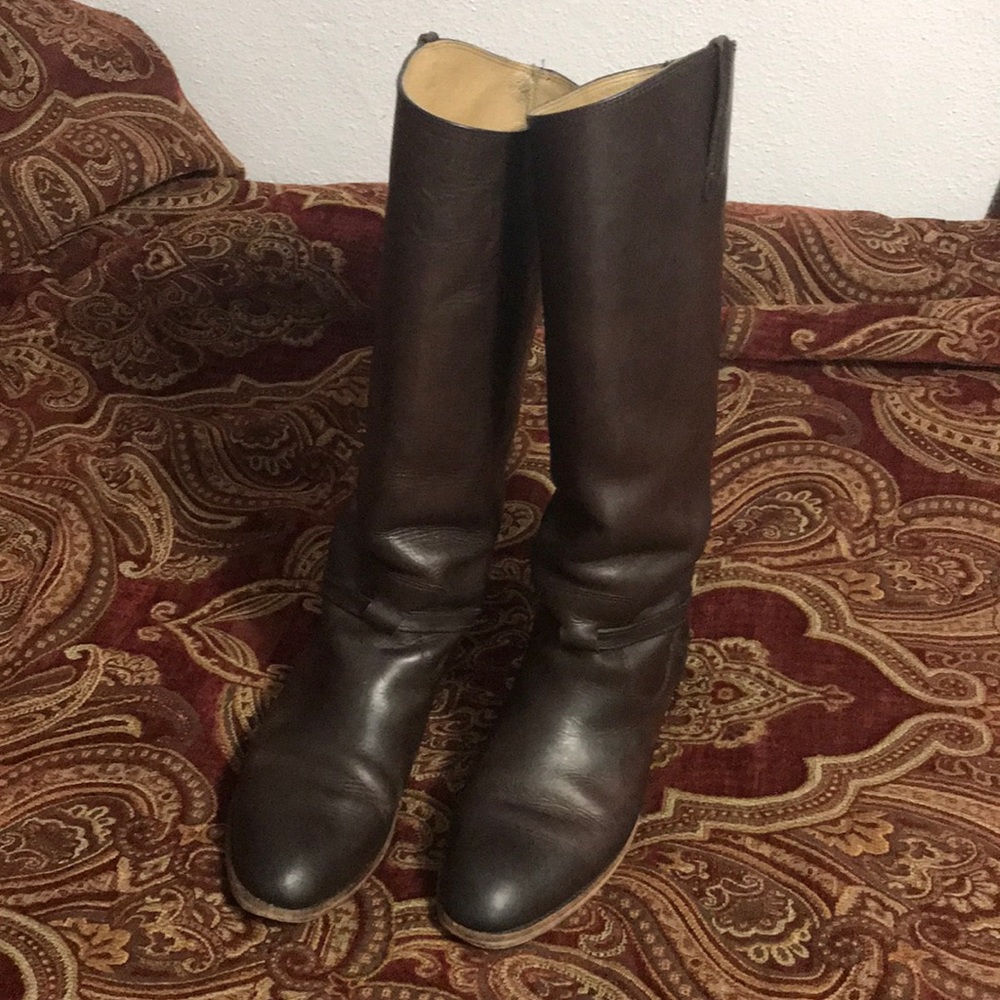 Frye Lindsay Plate Boots Size 9.5.
